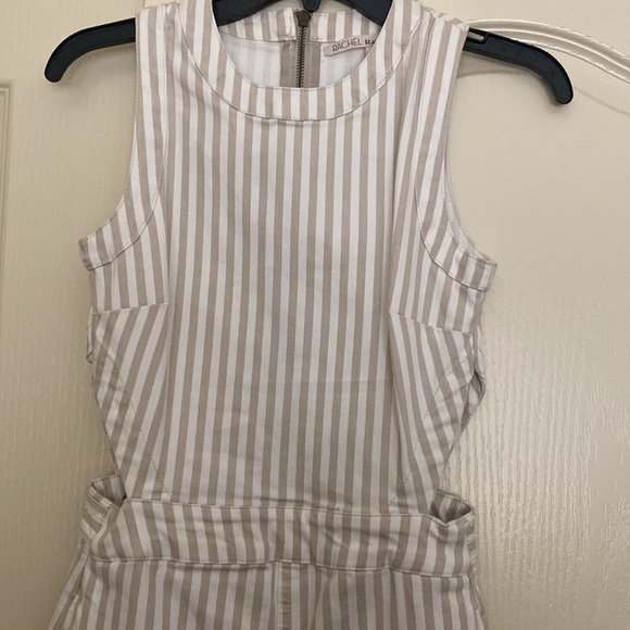 RACHEL Rachel Roy Striped Side-Cutout Jumpsuit. Size 0 - Picture 6 of 7